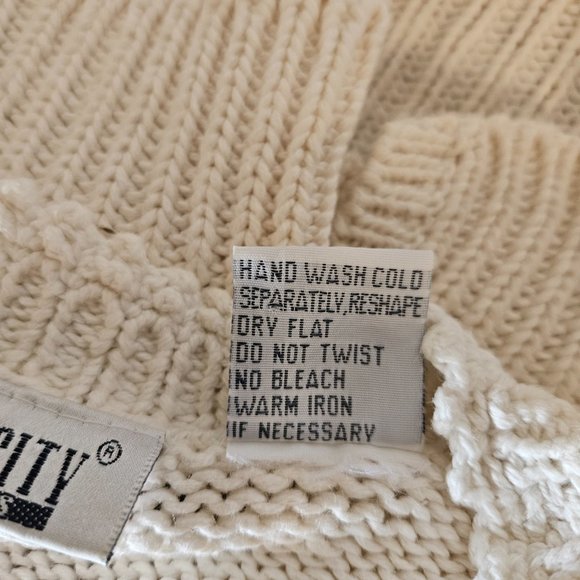 Floral Embroidered Cottagecore Cardigan - Picture 6 of 7